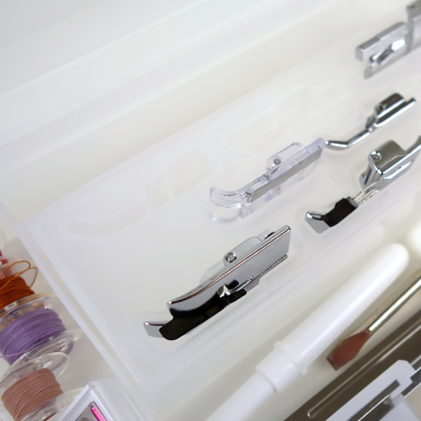 Пластиковий контейнер для лапок (білий) 846810007 фото №5