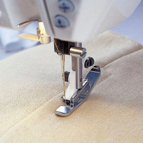 Узкая лапка для пришивания молнии (металлическая) 412565745 фото №3