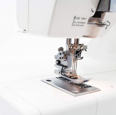 JANOME COVER PRO 7000 CPS JANOME COVER PRO 7000 CPS фото №3