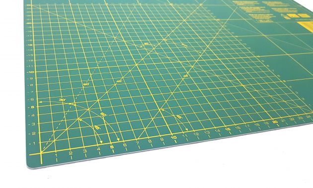 Коврик для раскройных ножей с шкалой см/дюймы (30x45см) 611386 фото №3