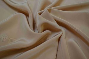 Жіночна тканина крепдешин