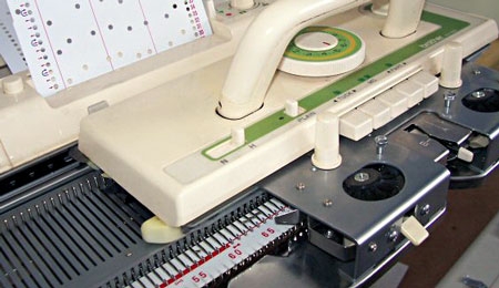 Актуальність і особливості в'язальної машини