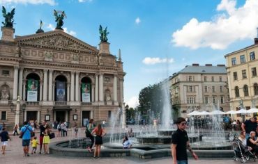 Де купити швейну машинку у Львові?