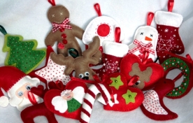 Новорічні прикраси з фетру: створюємо самі