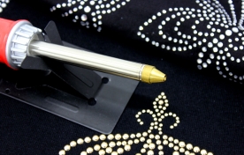 Паяльники для страз: актуальність застосування